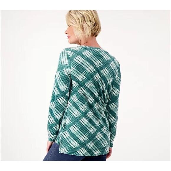 DENIM & CO. NEW $45 Printed Velour Pullover w/ Hi-Low Hem Navy PS - Picture 2 of 2